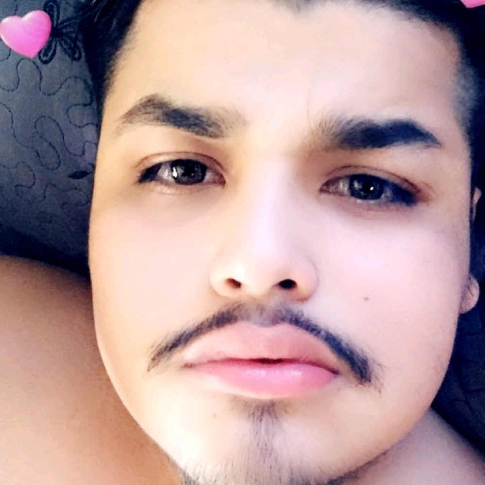 Meet your Posher, Gabino